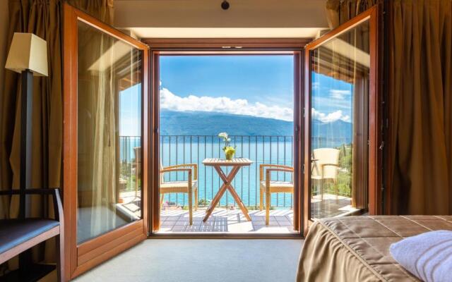 Hotel Meandro - Lake View