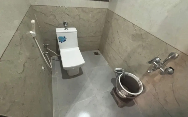 Hotel Ishwar Palace