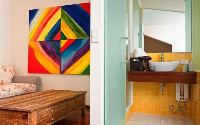 Rooms At The 9Th