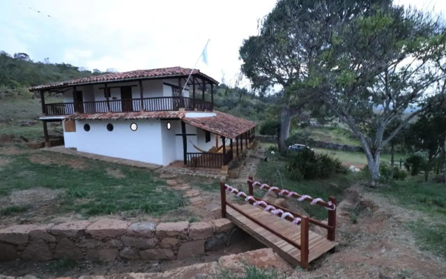 Casa Ceiba de Mirabel-Barichara