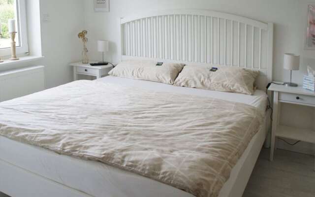 Home Port Modern Retreat