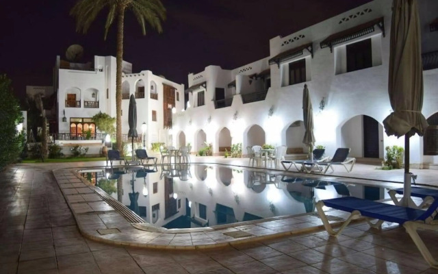 Six Corners Resort