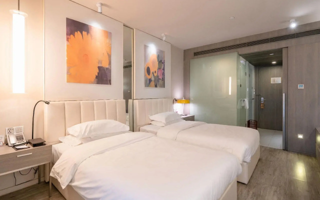 Metropolo Hangzhou Railway Station East