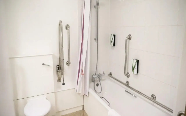 Premier Inn Bridgend (M4, J35)