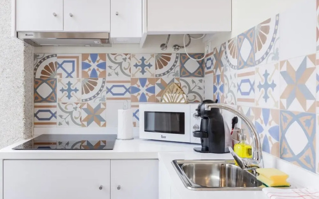 Nada04 · Studio Apartment With Balcony Next to Ribeira