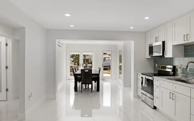 Dania Beach Unit 1 in Dania Beach