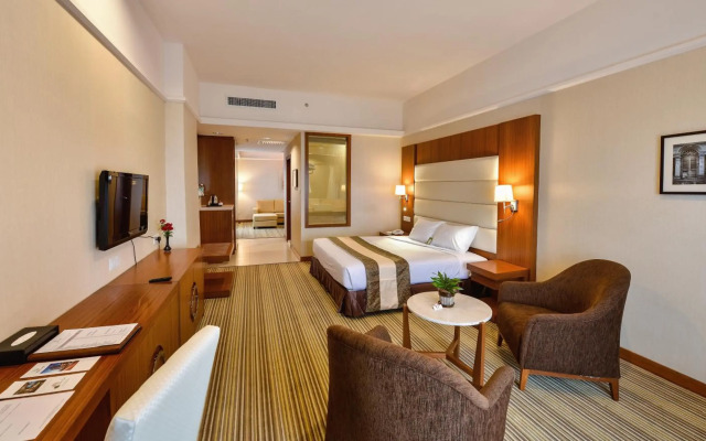 Pearl View Hotel