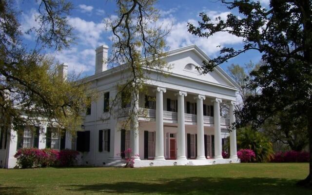 Madewood Plantation Mansion