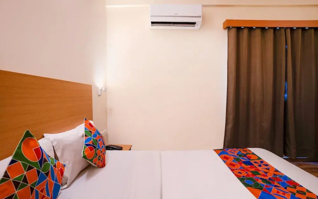 Fabhotel Royal Sterling