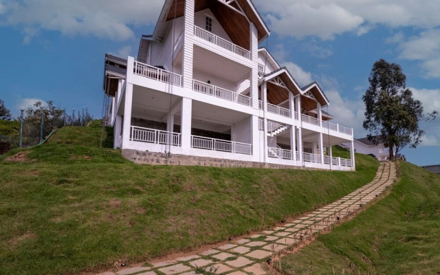 Petals Luxury Homestay