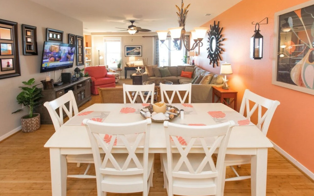 B219 Southern Exposure by RedAwning