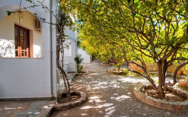 Pefkos Lemon Tree Apartments