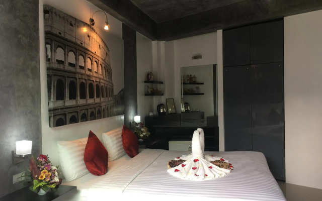 The Front Hotel and Apartment