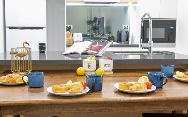 A19 Darling Harbour 2 BDR APT
