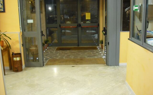 Cascina Garden Hotel