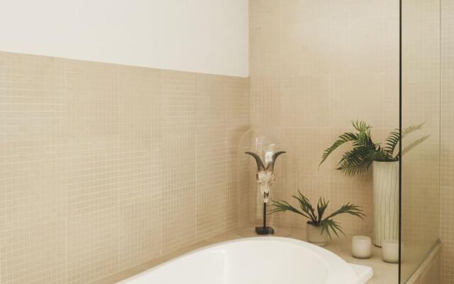 B2 Penthouses by Ylma