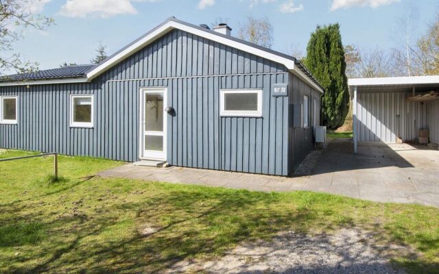 6 Person Holiday Home in Ebeltoft