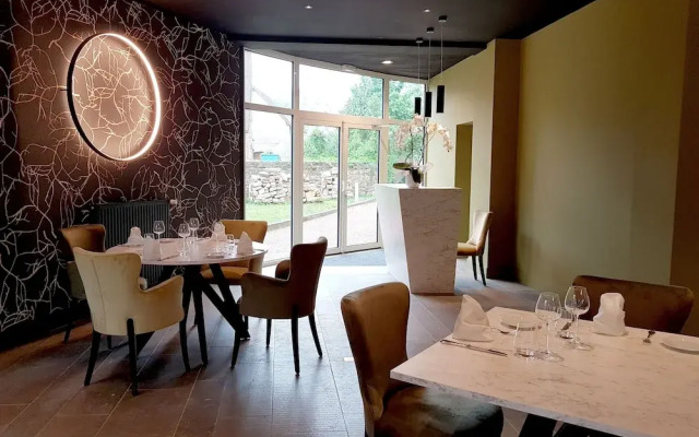 Logis Hôtel Restaurant Spa Parenthèse