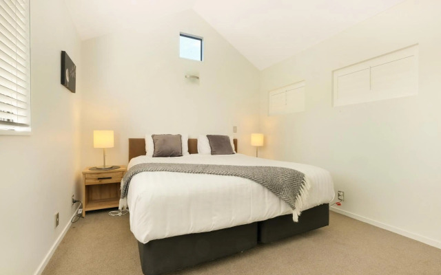 *** Lake Villa 467 ***