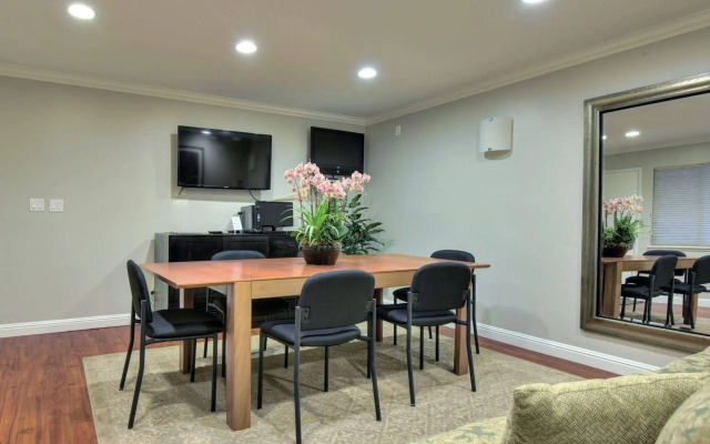 Stanford Group Extended Stay