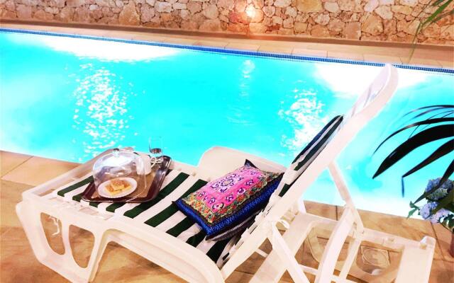 Blue Holiday Ramla