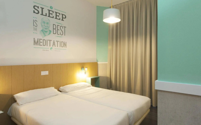 Ramblas by Pillow Hostel - Adults only