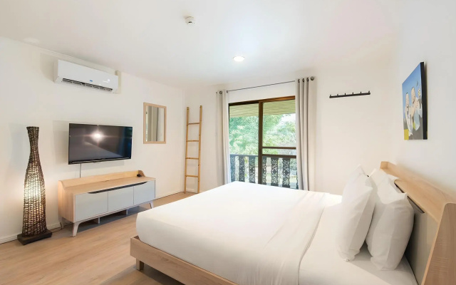 Dolphin Bay Beach Resort