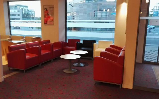 B&B HOTEL Maubeuge Gare