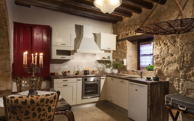 Oinoessa Traditional Boutique Houses