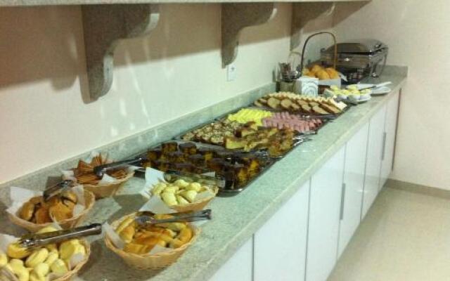 Di Napoli Plaza Hotel