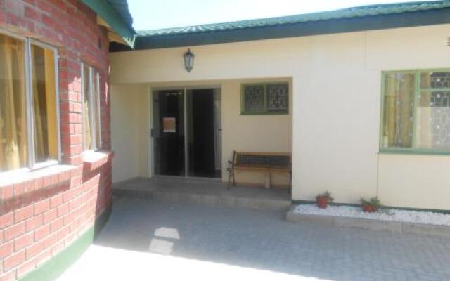 Anot Guest House