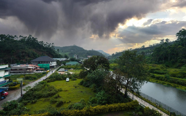 Westwood Riverside Garden Resort