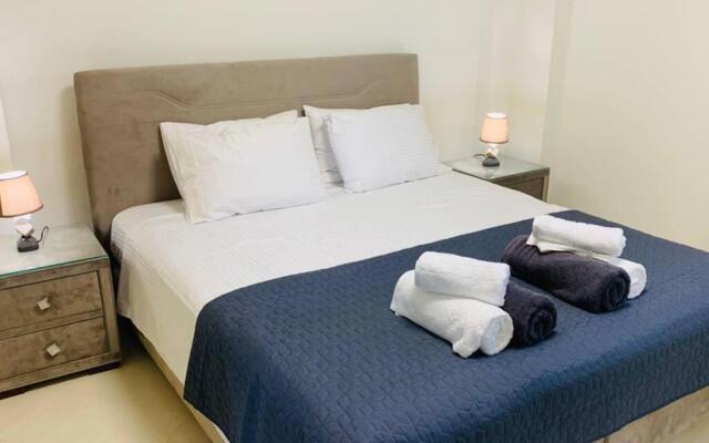 AKROTIRI ELEGANT SUITE No1