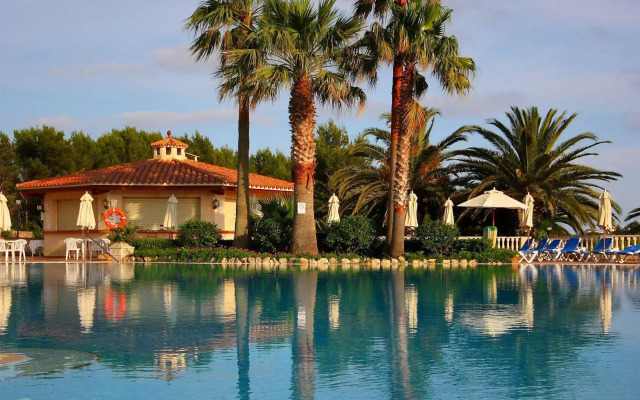 Son Bou Apartments
