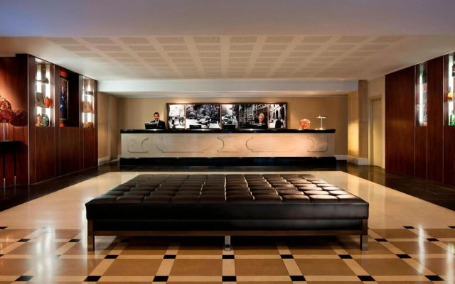 Melbourne Marriott Hotel