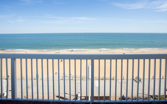 Super 8 By Wyndham Virginia Beach Oceanfront