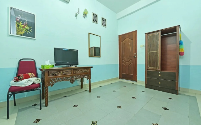 OYO 90441 Cz Traveler's Hotel