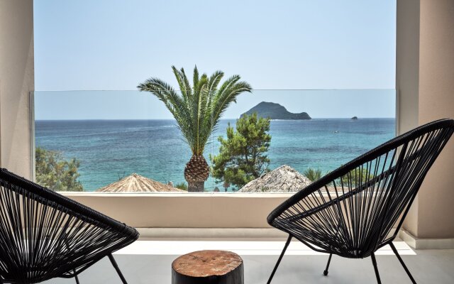 Gloria Maris Hotel Suites & Villas