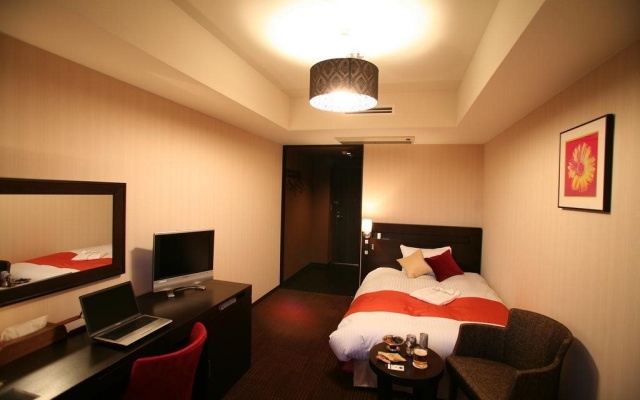 The Gramercy – Guest Rooms – Shunan