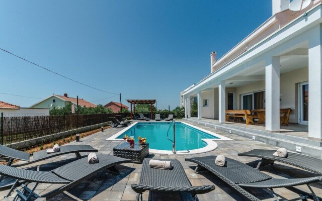 Awesome Home in Debeljak With Sauna, Wifi and 5 Bedrooms
