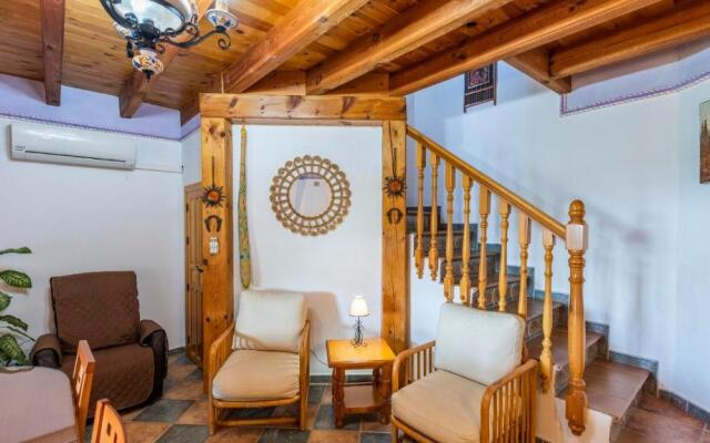 Casa La Noria Iznate by Ruralidays