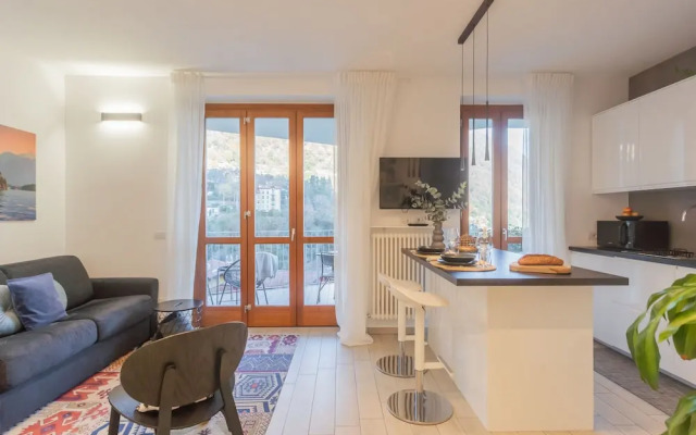 We Lake Como in Argegno