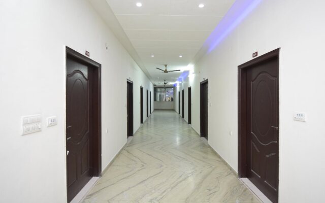 Hotel Arora Inn By OYO Rooms