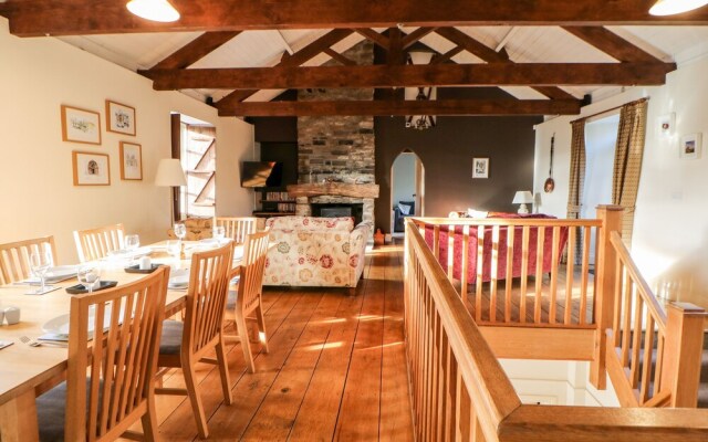 Monksmoor House