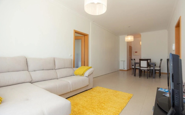 Foz Village Beach by Rent4all