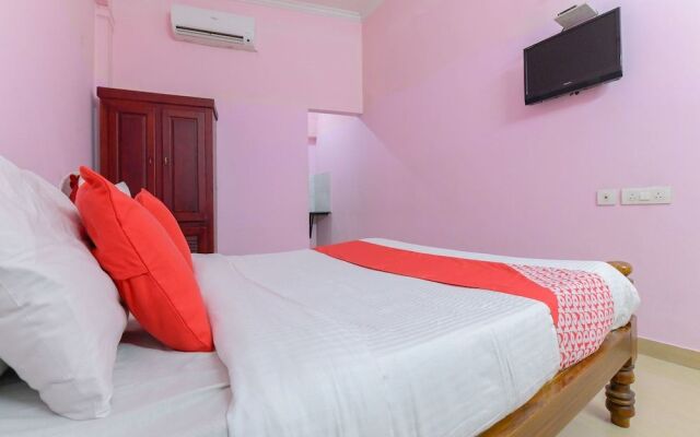 OYO 11529 Diamond Residency