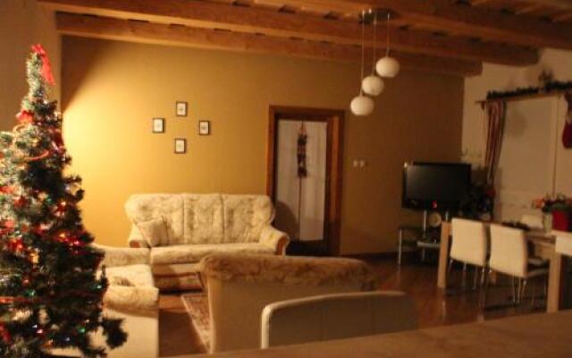 Privat pri Hradbach