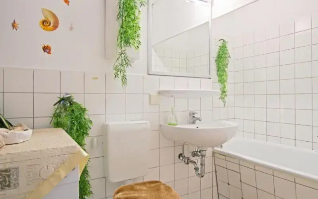 Id 4615 | Private Apartment