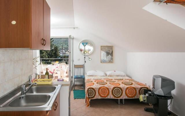 Apartments Marija - 50m from beach