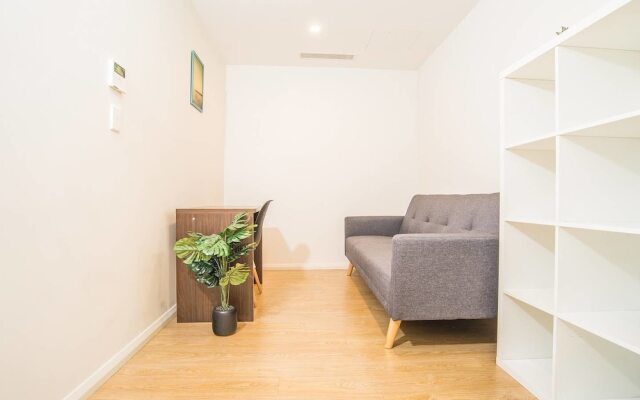 Stylish And Minimalism Apartment In North Ryde
